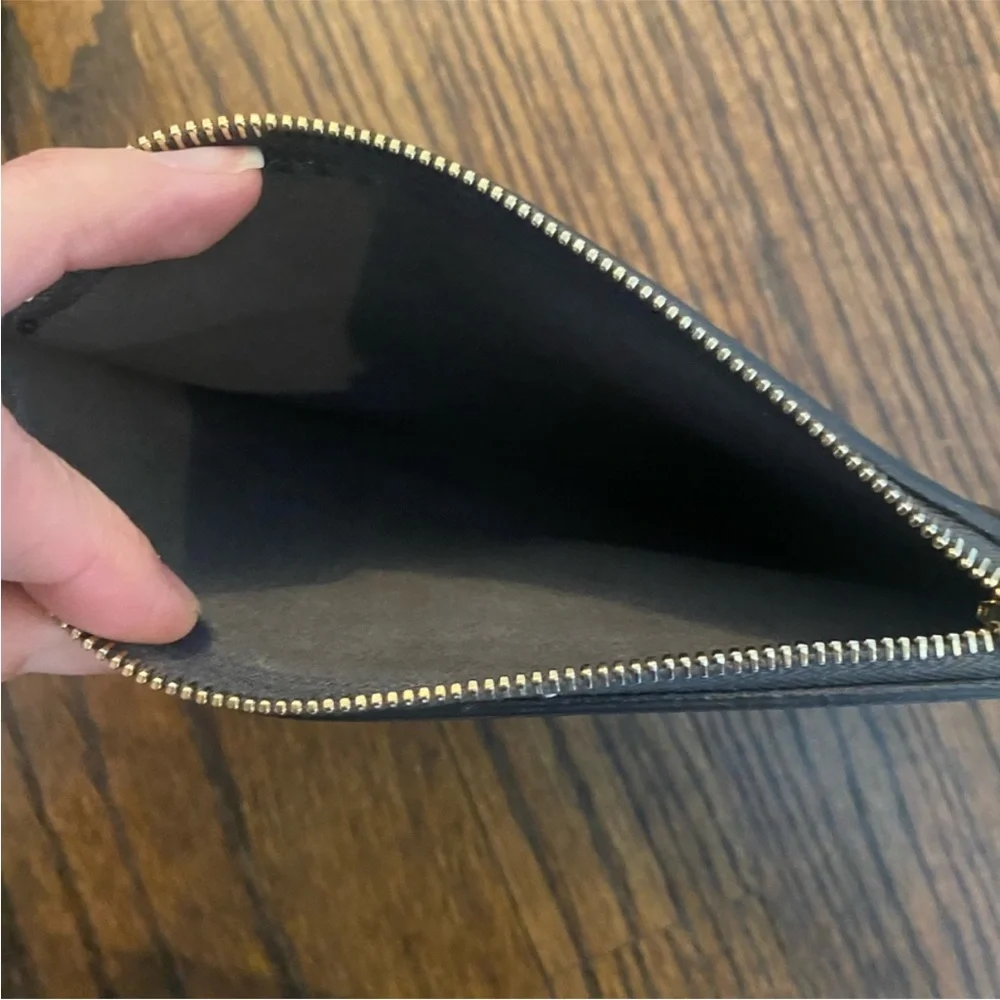 Saint Laurent Grey Leather Tote Bag - Picture 8 of 8